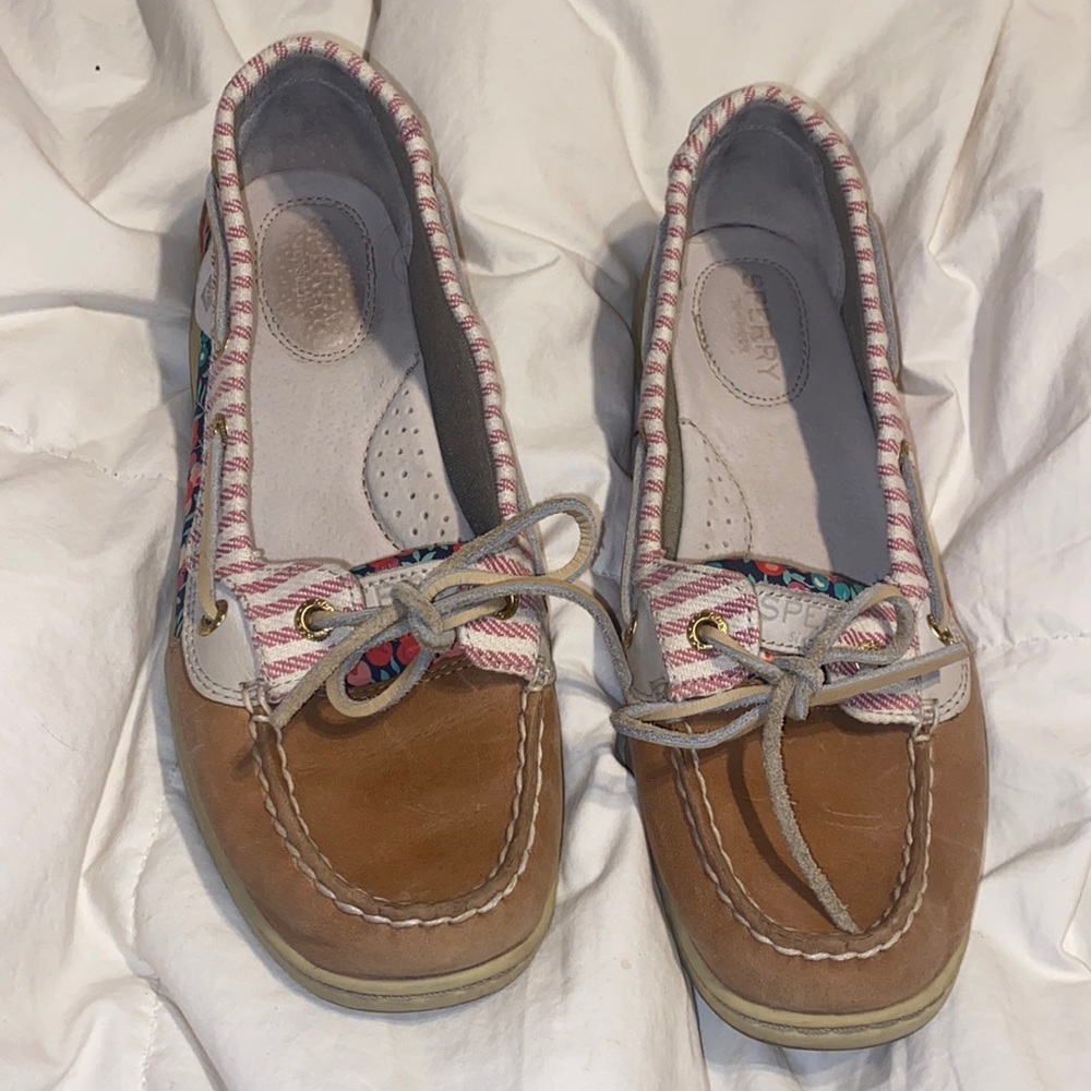Sperry floral and striped Topsiders size 9
